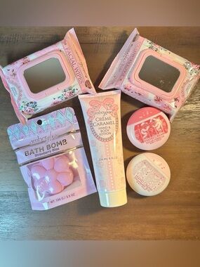Amber Glow 6Pc Set: Wipes w/Mirror, Bath Bomb, Mini Lotions, Full Size Lotion